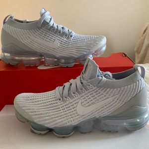 Nike Women’s Vapormax Flyknit 3 White Size 7